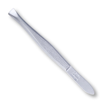 Credo Eyebrow Tweezers with Straight Edge