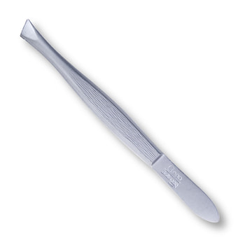 Credo Eyebrow Tweezers